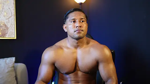 CallumMuscle live sex cam