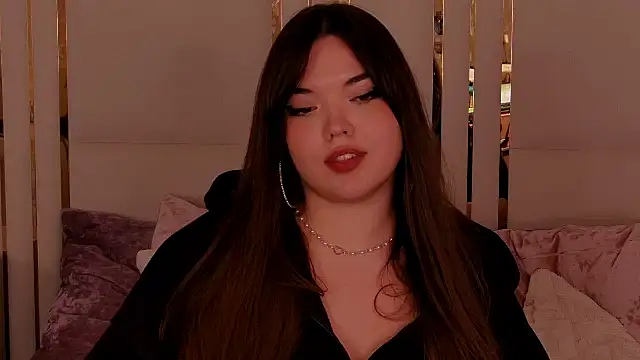 NaomiAster live sex cam