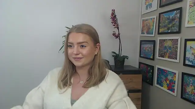 Mysteryerica's cam snapshot