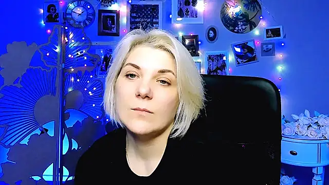 EvaEvals's cam snapshot