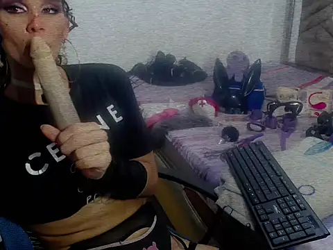 michaeldissts live sex cam