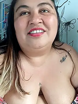 curvy_diva_'s cam snapshot