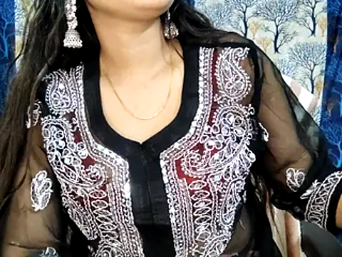 Aarvi_Arora's cam snapshot