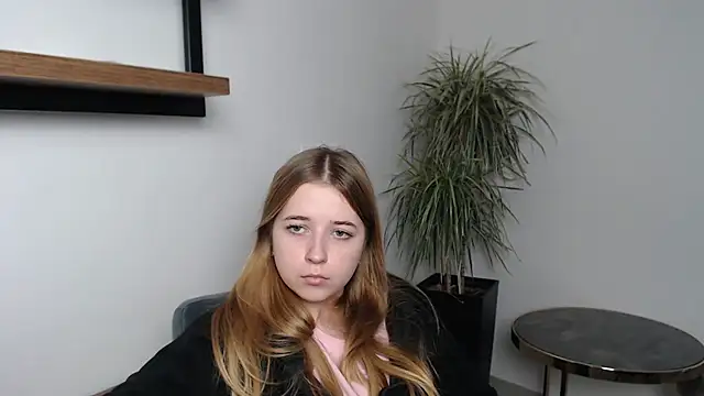 SweetBellaa_'s cam snapshot