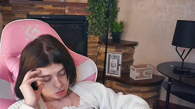 IleanaPishko's cam snapshot