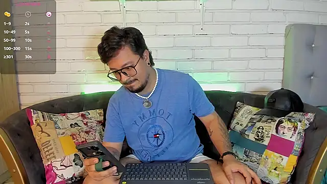 DaviidEvans_ live sex cam