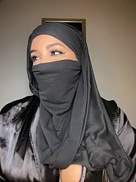 Zeynep-Lahsen's cam snapshot