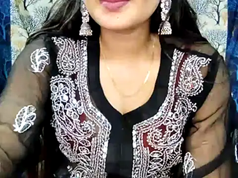 Aarvi_Arora's cam snapshot