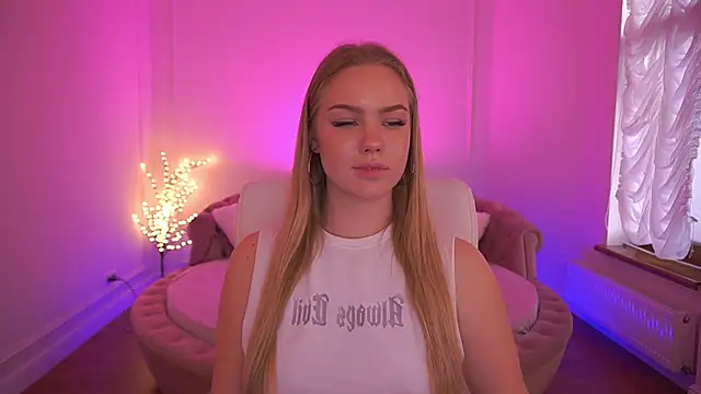 CelesteNoir's cam snapshot