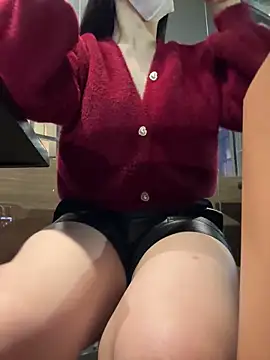 Meii-meyy live sex cam