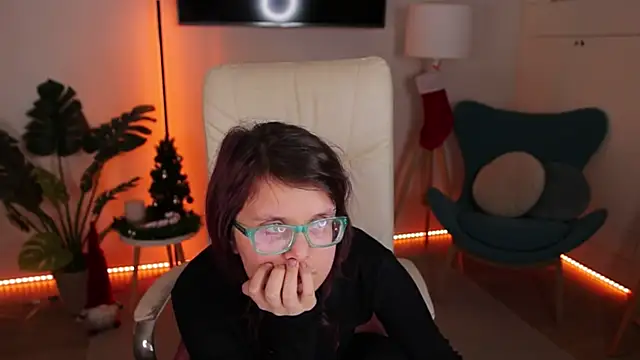 Ariell_Mini's cam snapshot