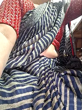 indianhotwife639 live sex cam