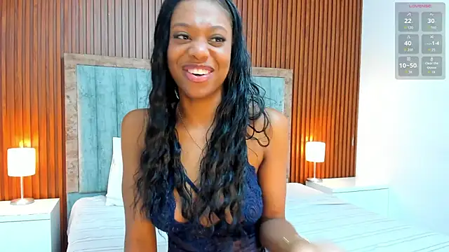 Aisha_Loren live sex cam