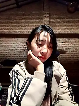 emaame68's cam snapshot