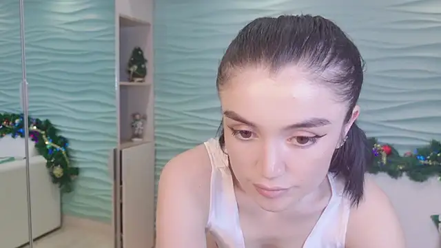 NikaLove-'s cam snapshot