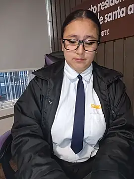 Cute_Penelope's cam snapshot