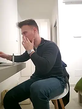 mrlyuis live sex cam