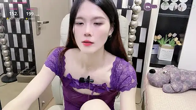 Yueyue-MM live sex cam