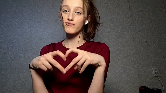 LisaBoddy's cam snapshot