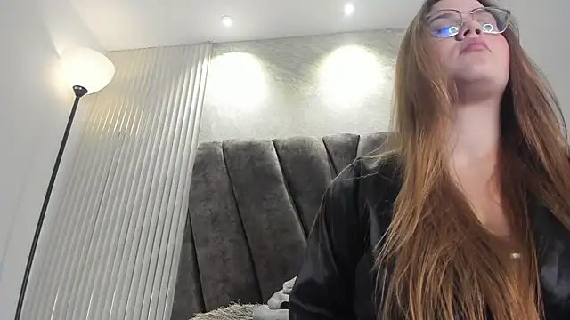 _zoe_boobs_'s cam snapshot