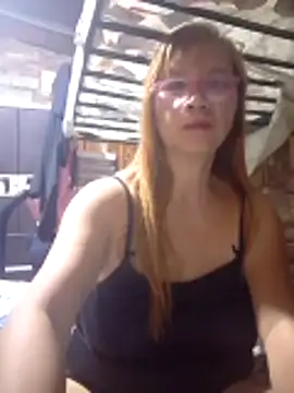 SexyHottMom's cam snapshot