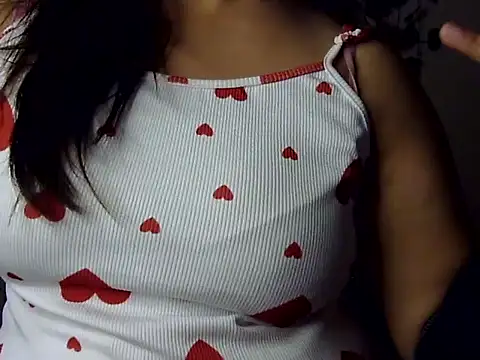 Aaliya02's cam snapshot