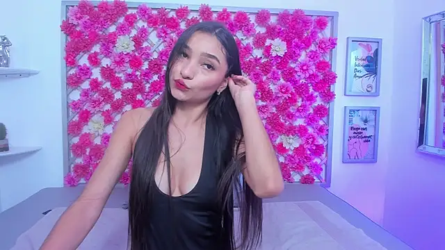 hannah_miller_1's cam snapshot