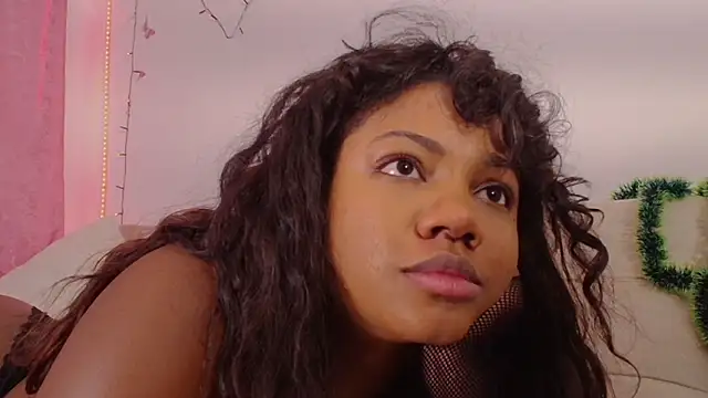 Daphnewalker__'s cam snapshot