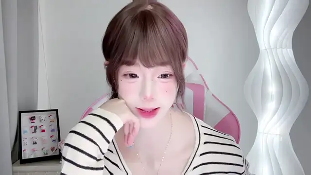 only1guo's cam snapshot