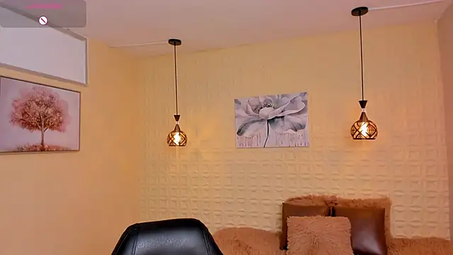 amira_cute2's cam snapshot