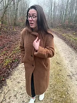 AvaFlowers6's cam snapshot