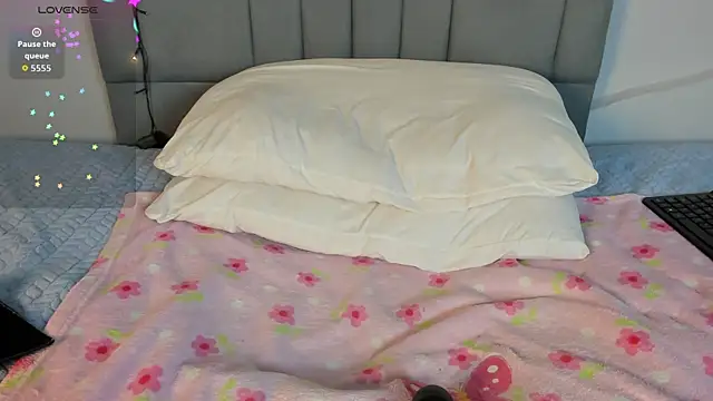 Sophia_Ebony's cam snapshot