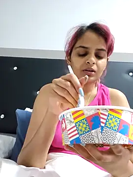 DirtySnowball69's cam snapshot