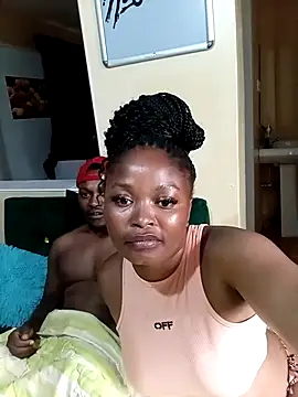 CUMHEREDARLING's cam snapshot