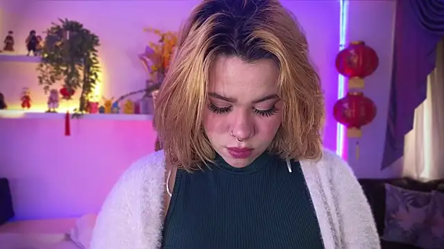 albaismynameX's cam snapshot