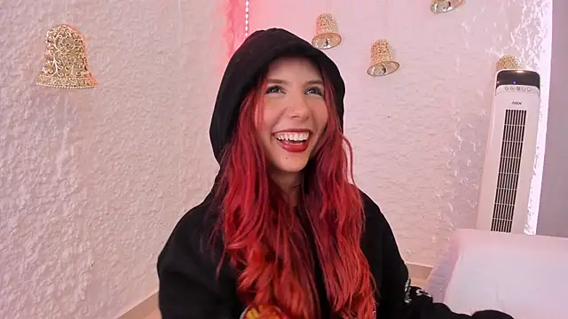 violet_belle_'s cam snapshot