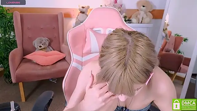 Grace_lux's cam snapshot