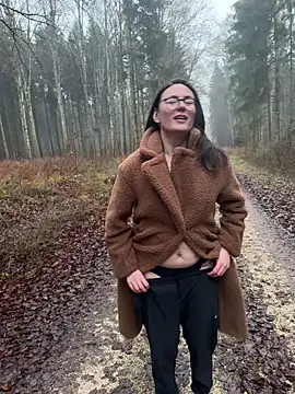 AvaFlowers6's cam snapshot