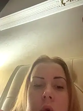 Piccolamonella29's cam snapshot