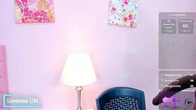 mia_celezte's cam snapshot