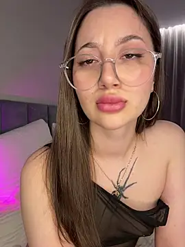 LucieBliss's cam snapshot