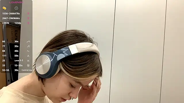 LorRebak's cam snapshot