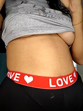 _Maaiiaa_ live sex cam