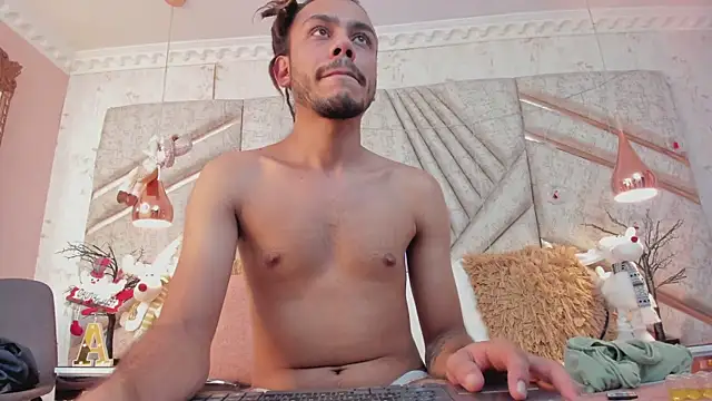 Boss_Domiinator's cam snapshot