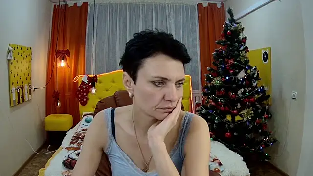 AvaSaturnian's cam snapshot