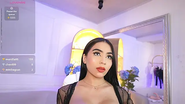 elasummer live sex cam