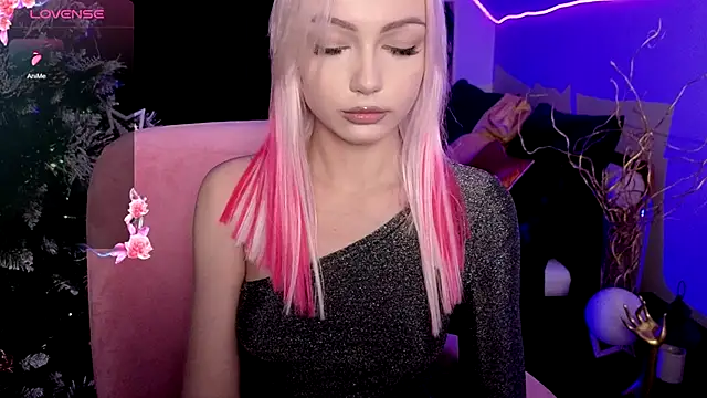 LinaLirian's cam snapshot