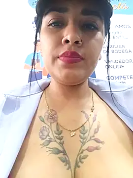 MAYE__13's cam snapshot