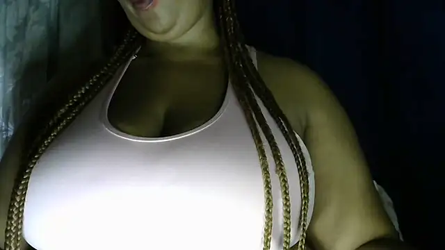 NippleMilkXx's cam snapshot