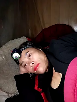 CoMay003's cam snapshot